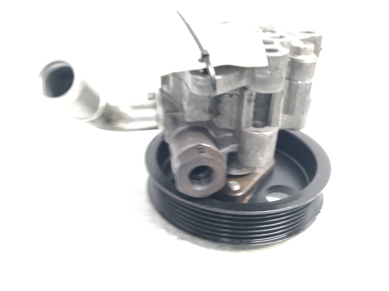 Recambio de bomba direccion para dodge nitro se referencia OEM IAM D7A47638 52129329A 