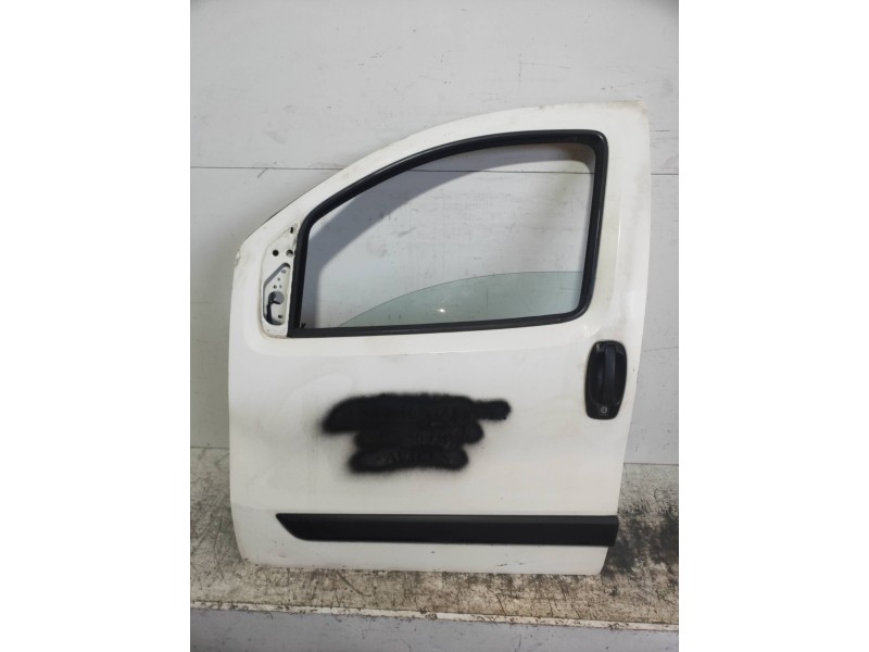 Recambio de puerta delantera izquierda para fiat fiorino básico referencia OEM IAM   