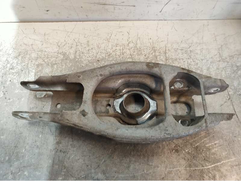 Recambio de brazo suspension superior trasero derecho para bmw serie 3 berlina (e90) 318d referencia OEM IAM   