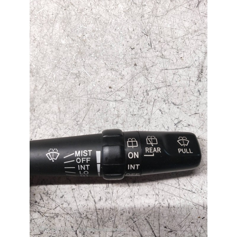 Recambio de mando limpia para toyota corolla verso (r1) 2.2 d-4d luna referencia OEM IAM 173654  