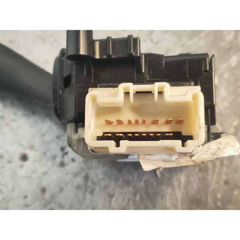 Recambio de mando luces para toyota corolla verso (r1) 2.2 d-4d luna referencia OEM IAM 173650  