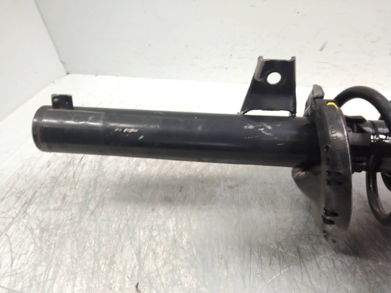 Recambio de amortiguador delantero izquierdo para seat leon (5f1) style referencia OEM IAM 5Q0413023FM  