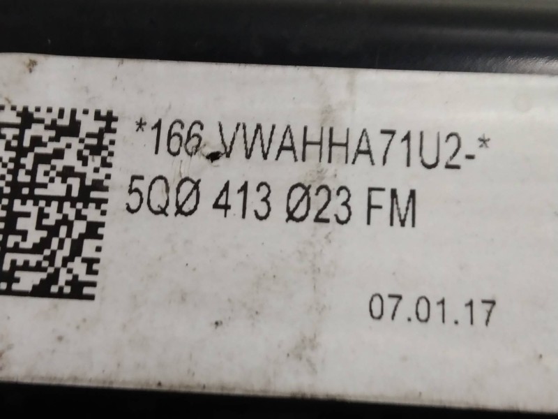 Recambio de amortiguador delantero izquierdo para seat leon (5f1) style referencia OEM IAM 5Q0413023FM  