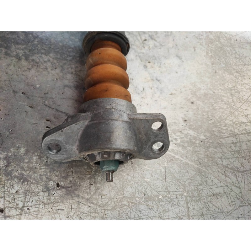 Recambio de amortiguador trasero derecho para volkswagen polo (6c1) 1.4 tdi referencia OEM IAM 844902007591 801402001047 6C05130