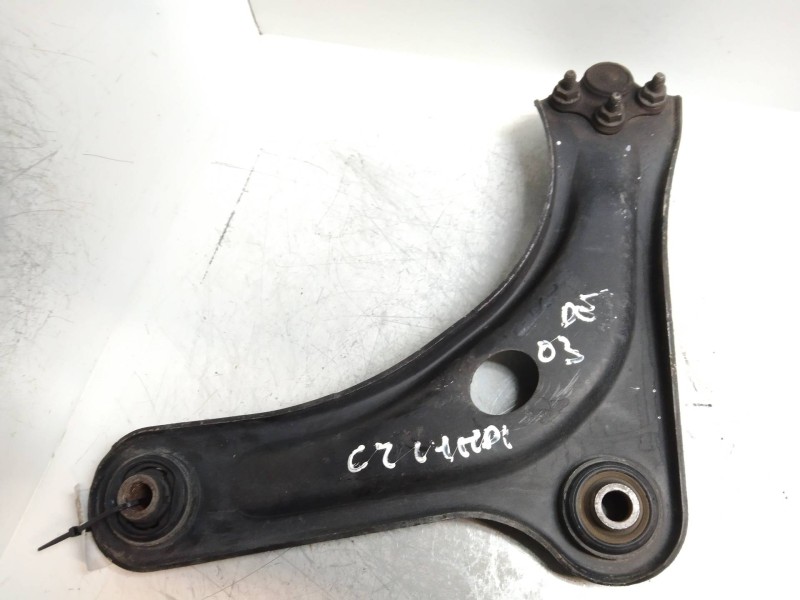 Recambio de brazo suspension inferior delantero derecho para citroen c2 furio referencia OEM IAM    Recambio de brazo suspension inferior delantero derecho para citroen c2 furio referencia OEM IAM