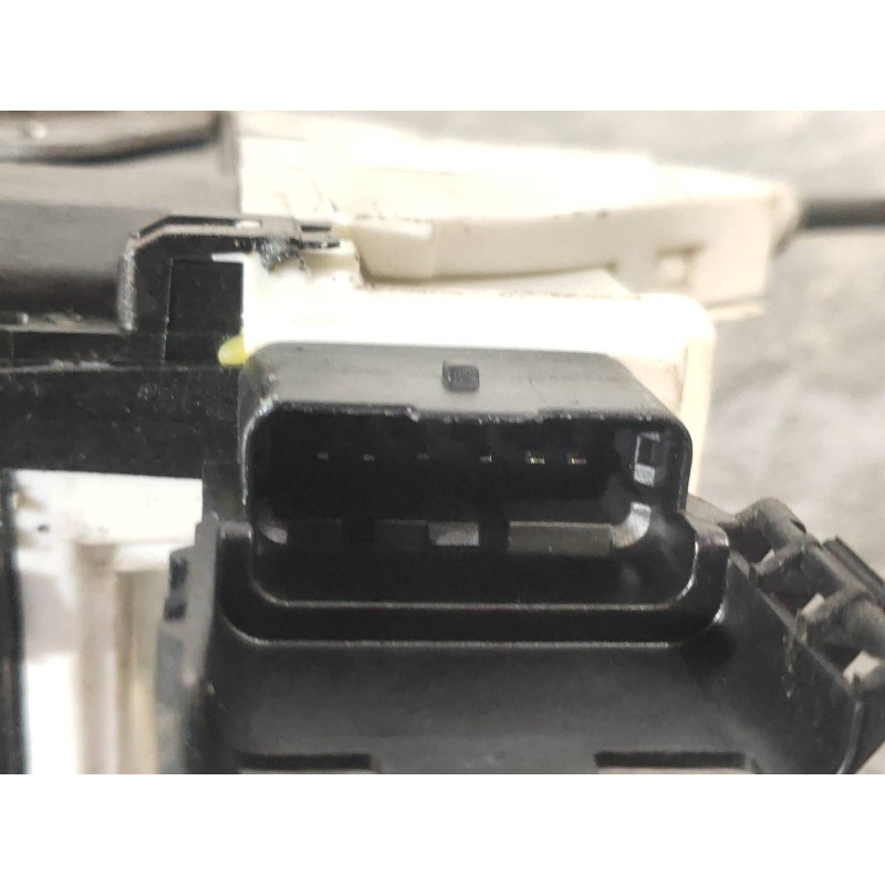 Recambio de motor cierre centralizado delantero izquierdo para citroen berlingo station wagon sx multispace referencia OEM IAM 8