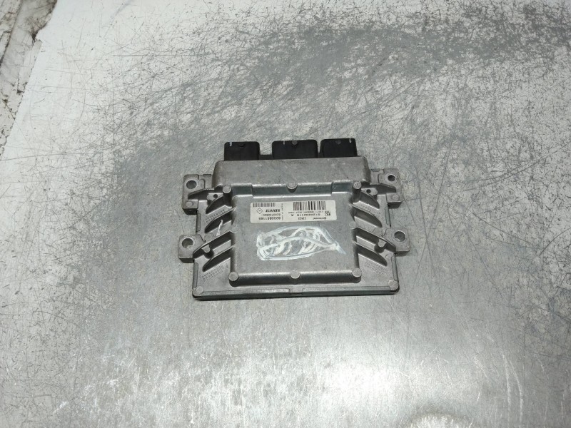 Recambio de centralita motor uce para renault clio grandtour exception referencia OEM IAM S120202116A 8200851165 8200700600 SIM3