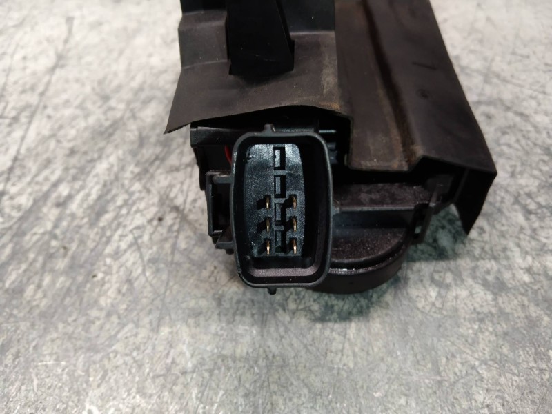 Recambio de motor cierre centralizado delantero izquierdo para fiat croma (194) 1.9 16v multijet emotion referencia OEM IAM 5175