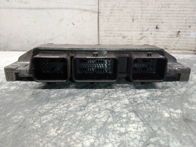 Recambio de centralita motor uce para renault clio grandtour exception referencia OEM IAM S120202116A 8200851165 8200700600 SIM3