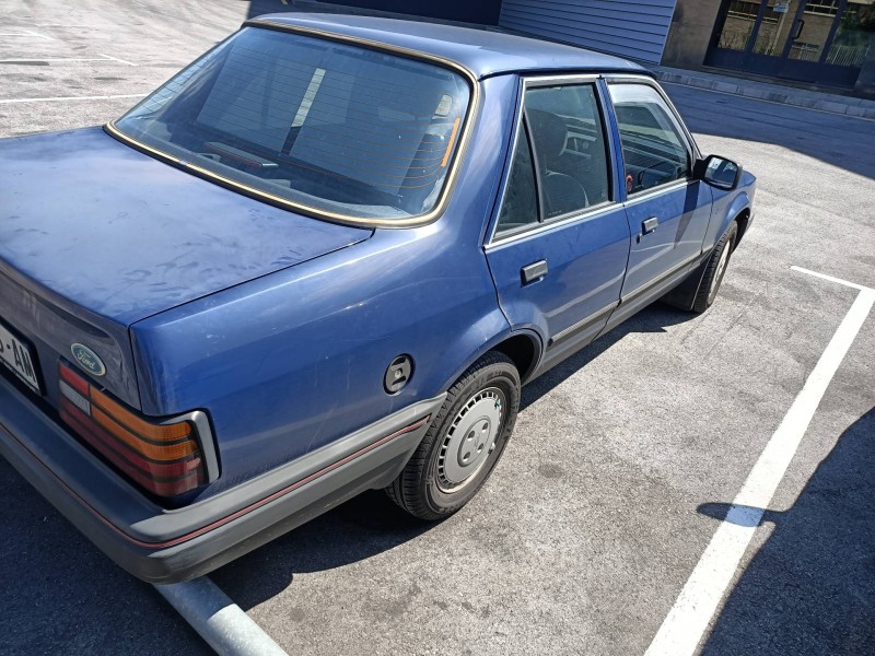 ford orion del año 1987
