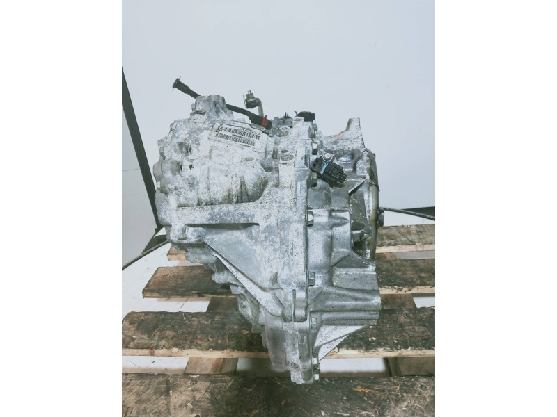 Recambio de caja cambios para dodge caliber se referencia OEM IAM 6Y1700 J133 