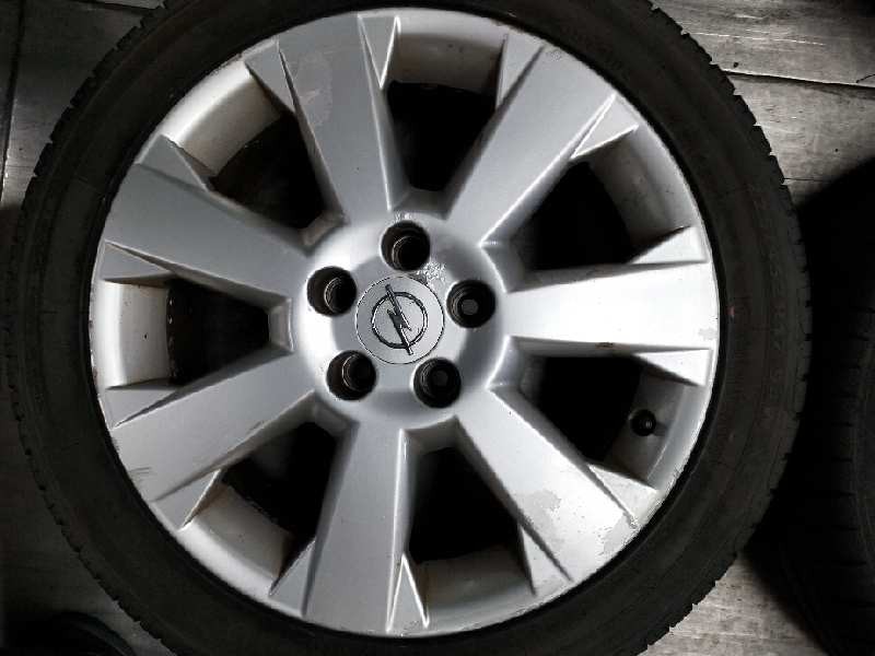 Recambio de juego llantas para opel signum básico referencia OEM IAM  JUEGO RUEDAS EN 17 PULGADAS CUBIERTAS 2254517