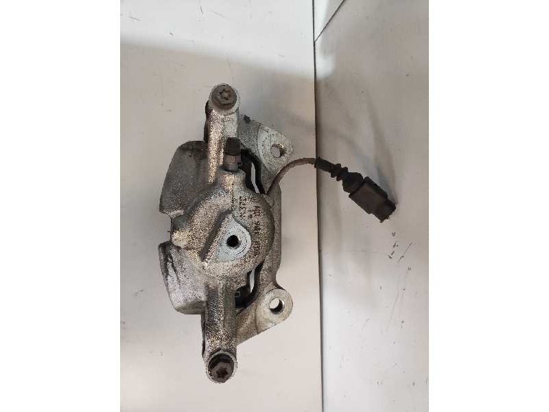 Recambio de pinza freno delantera izquierda para volkswagen golf vii variant (bv5) advance bmt referencia OEM IAM   