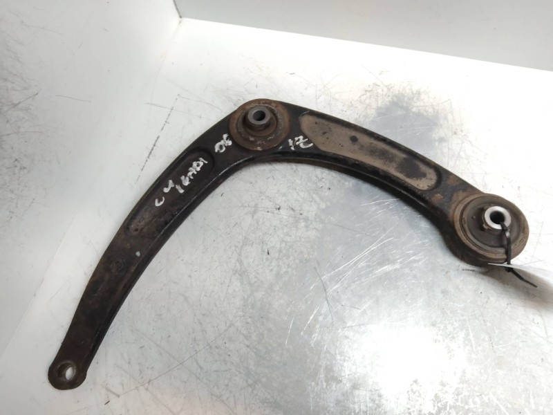 Recambio de brazo suspension inferior delantero izquierdo para citroen c4 berlina collection referencia OEM IAM   