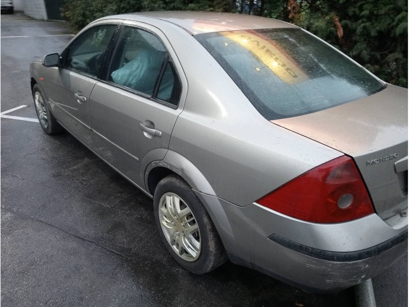 ford mondeo berlina (ge) del año 2002