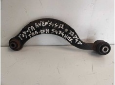 Recambio de brazo suspension superior trasero derecho para toyota avensis (t27) premium referencia OEM IAM   