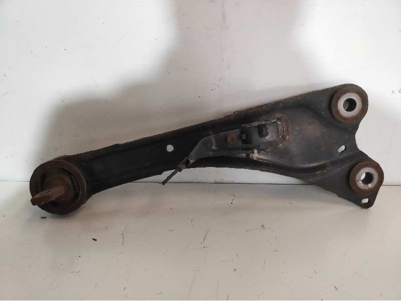 Recambio de tirante trasero izquierdo para toyota avensis (t27) premium referencia OEM IAM   