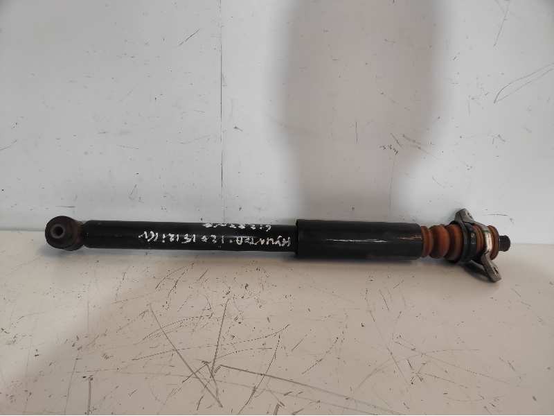 Recambio de amortiguador trasero derecho para hyundai i20 classic referencia OEM IAM 55300C8000  