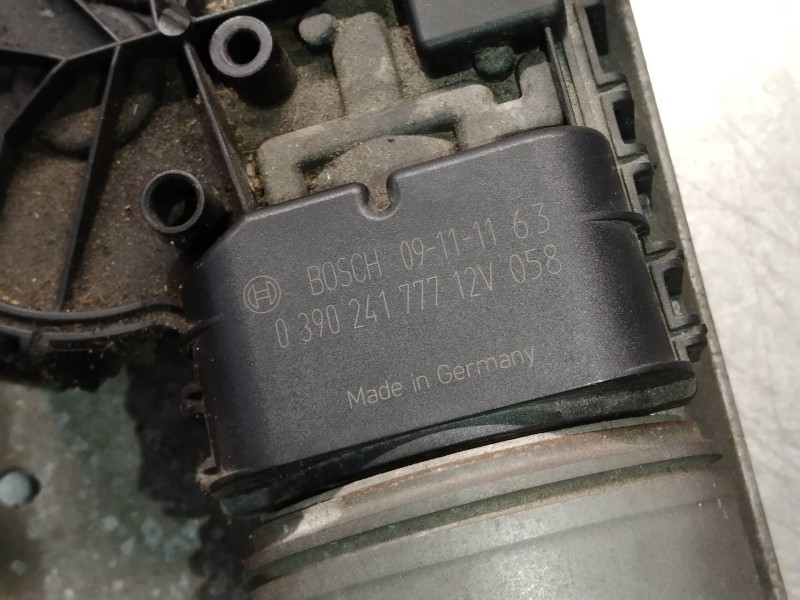 Recambio de motor limpia delantero para renault grand modus authentique referencia OEM IAM 0390241777  