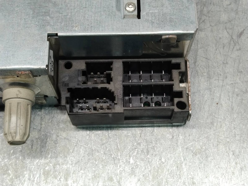 Recambio de sistema audio / radio cd para renault grand modus authentique referencia OEM IAM 8200666139B 8200666139T 