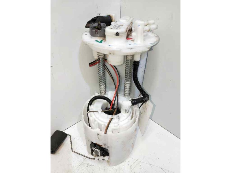 Recambio de bomba combustible para hyundai i20 classic referencia OEM IAM 31110C8000 1000D03470 AFORADOR