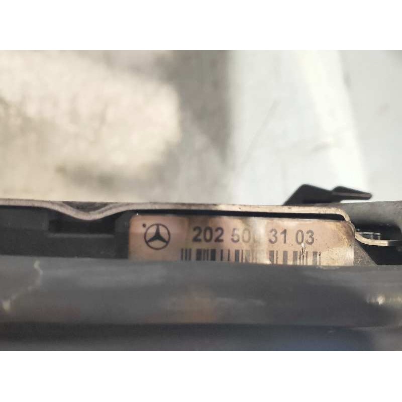 Recambio de radiador agua para mercedes clase slk (w170) roadster 230 compressor (170.447) referencia OEM IAM 2025003102  