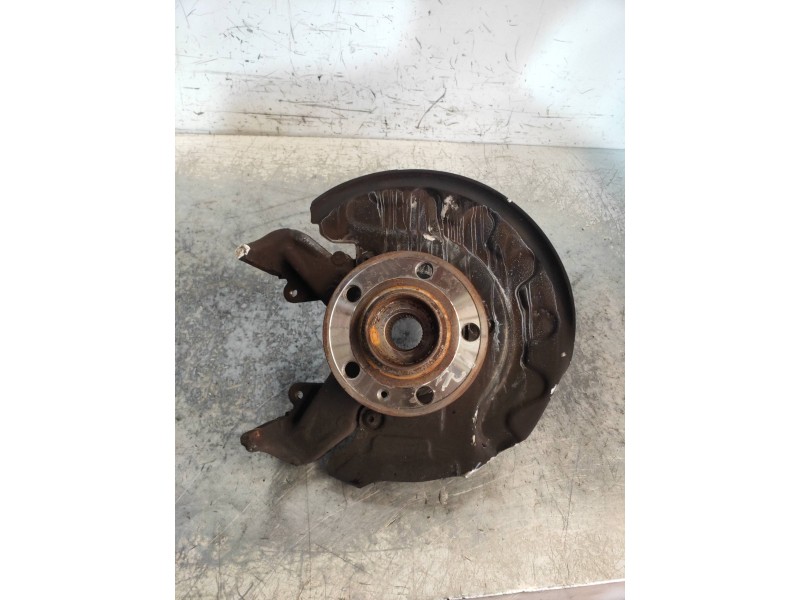 Recambio de mangueta delantera izquierda para volkswagen polo (6c1) 1.4 tdi referencia OEM IAM   