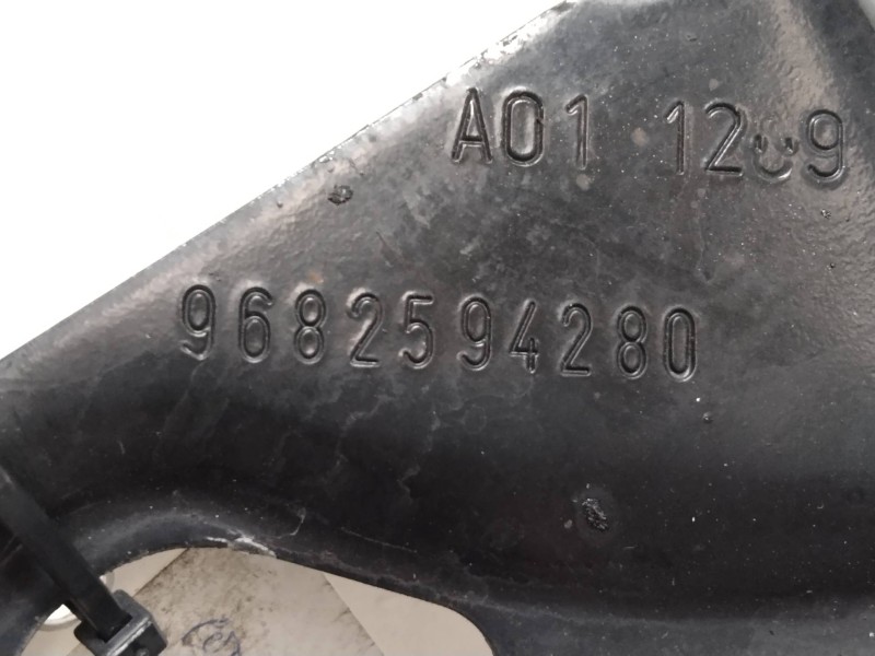 Recambio de brazo suspension superior delantero derecho para citroen c5 berlina exclusive referencia OEM IAM 9682594280  