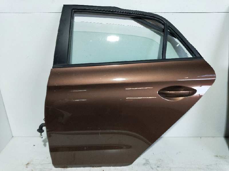 Recambio de puerta trasera izquierda para hyundai i20 classic referencia OEM IAM  5 PUERTAS 