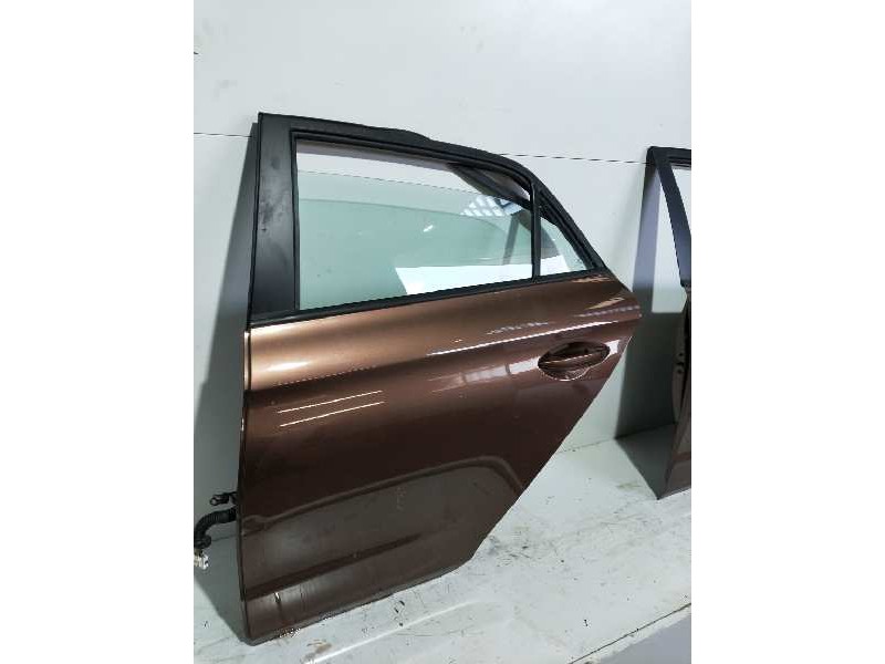 Recambio de puerta trasera izquierda para hyundai i20 classic referencia OEM IAM  5 PUERTAS 