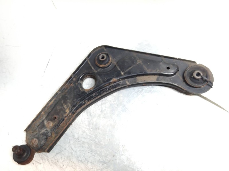 Recambio de brazo suspension inferior delantero izquierdo para ford escort berl./turnier 1.8 turbodiesel cat referencia OEM IAM 