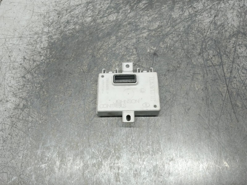 Recambio de modulo electronico para renault clio grandtour exception referencia OEM IAM 280380655R 1917779M NS0288119