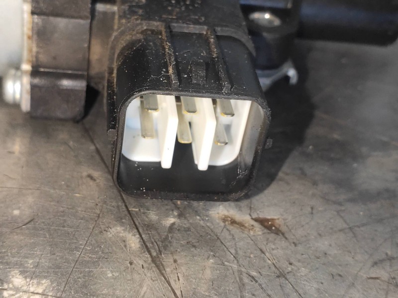 Recambio de elevalunas delantero derecho para citroen c-crosser exclusive referencia OEM IAM   