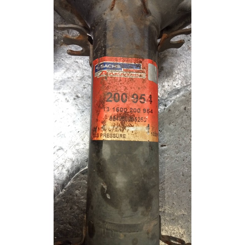Recambio de amortiguador delantero derecho para audi a3 (8l) 1.6 ambition referencia OEM IAM 824903005253  