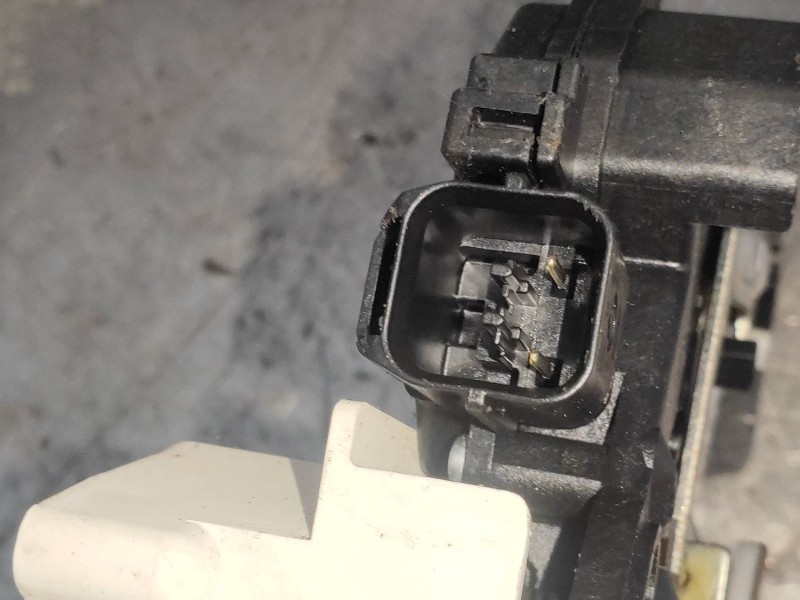 Recambio de motor cierre centralizado delantero derecho para citroen c-crosser exclusive referencia OEM IAM   