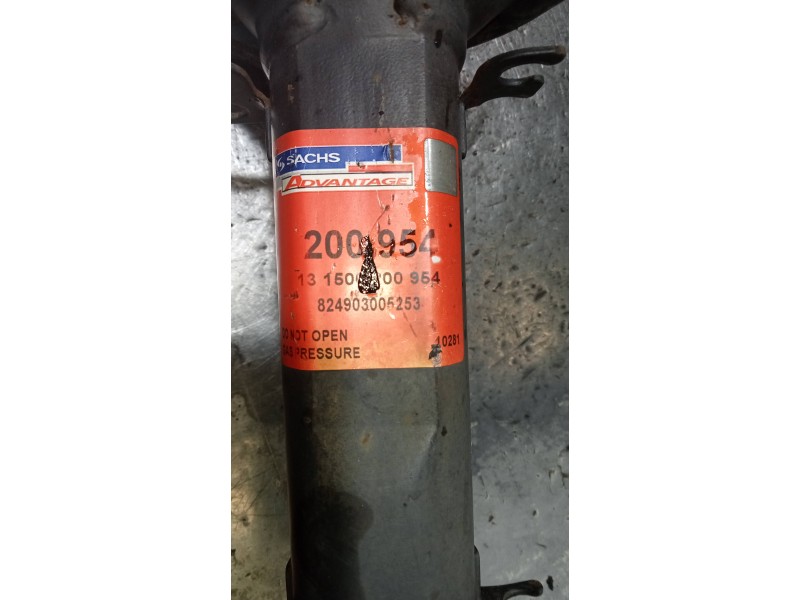 Recambio de amortiguador delantero izquierdo para audi a3 (8l) 1.6 ambition referencia OEM IAM 824903005253  