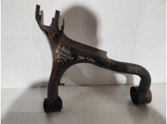 Recambio de brazo suspension superior trasero derecho para land rover discovery v6 td se referencia OEM IAM    2