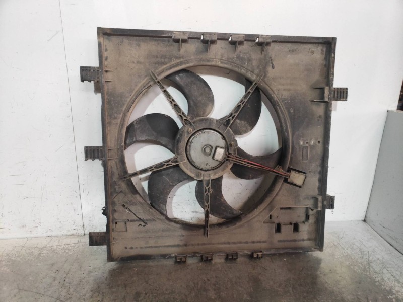 Recambio de electroventilador para mercedes vito (w638) caja cerrada 108 d  (638.064) referencia OEM IAM 6385000693 2259411060 