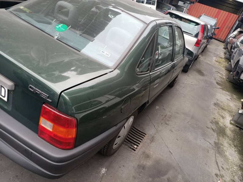 opel vectra a del año 1992