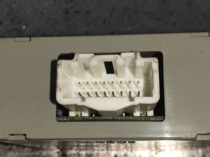 Recambio de modulo electronico para citroen c-crosser exclusive referencia OEM IAM 8631A676 JL001000190 