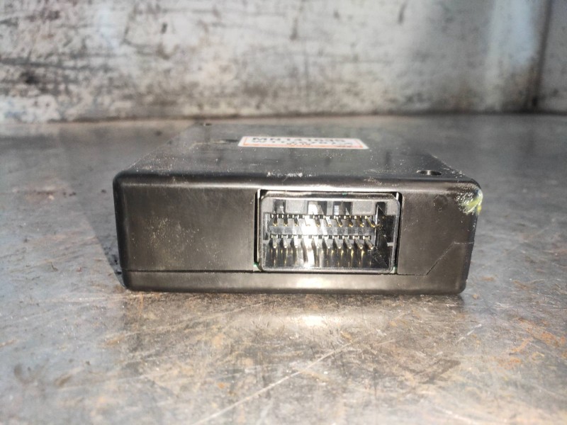 Recambio de modulo electronico para citroen c-crosser exclusive referencia OEM IAM W1T76781 MN141635 