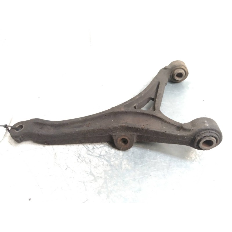 Recambio de brazo suspension inferior delantero izquierdo para citroen bx berlina 1.4 (150j) referencia OEM IAM   