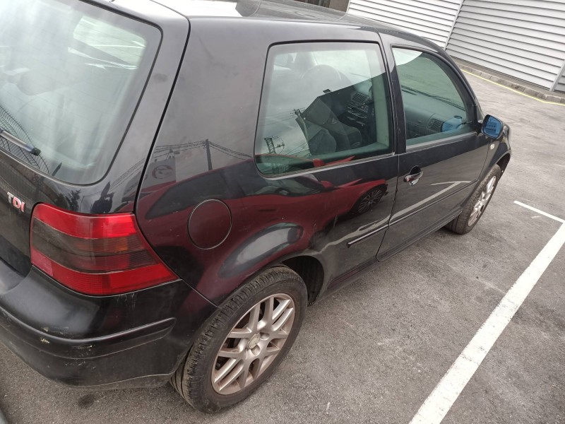 volkswagen golf iv berlina (1j1) del año 2000