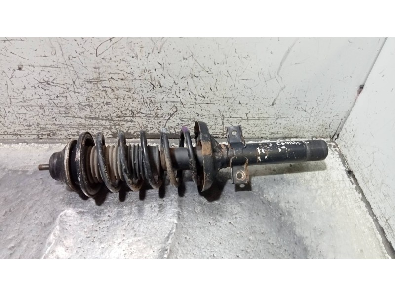 Recambio de amortiguador delantero derecho para ford fiesta courier familiar referencia OEM IAM 94FB18045EB  