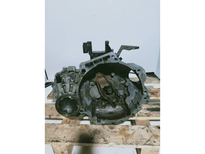 Recambio de caja cambios para volkswagen polo (6r1) crosspolo referencia OEM IAM KFK 15030 64 1188 