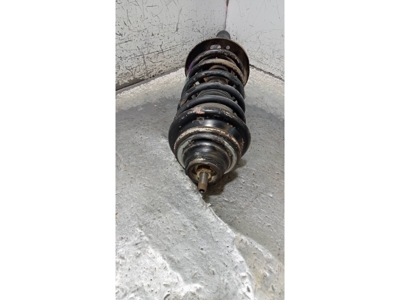 Recambio de amortiguador delantero derecho para ford fiesta courier familiar referencia OEM IAM 94FB18045EB  