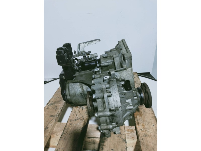 Recambio de caja cambios para volkswagen polo (6r1) crosspolo referencia OEM IAM KFK 15030 64 1188 
