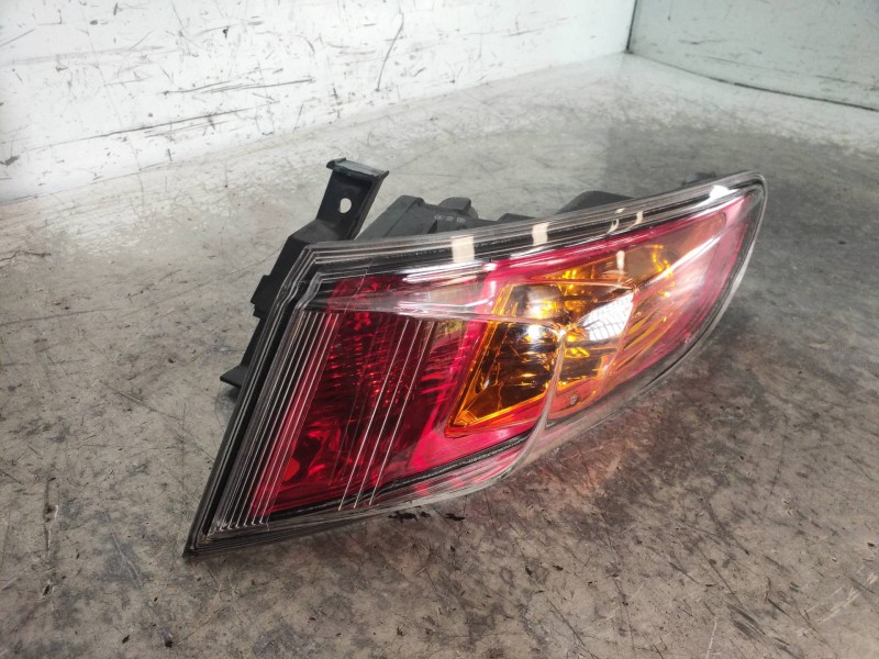 Recambio de piloto trasero derecho para honda civic lim.4 (fd) 1.8 es referencia OEM IAM   