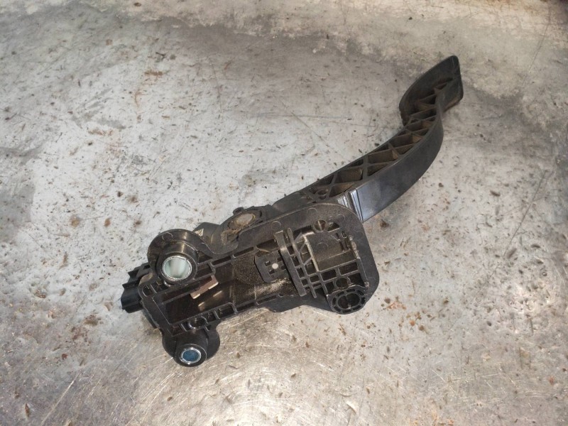 Recambio de potenciometro pedal para citroen c-crosser exclusive referencia OEM IAM 49814752419  