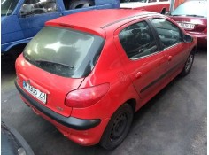peugeot 206 berlina del año 2000 2